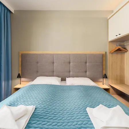 Bel Mare 210c By Renters *